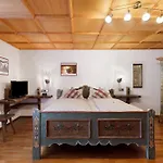 בית הארחה Gaestehaus Loewen 3*