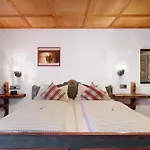 בית הארחה Gaestehaus Loewen שרמברג