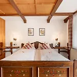 Gaestehaus Loewen בית הארחה 3*