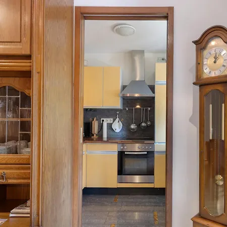 Gaestehaus Loewen シュランベルク