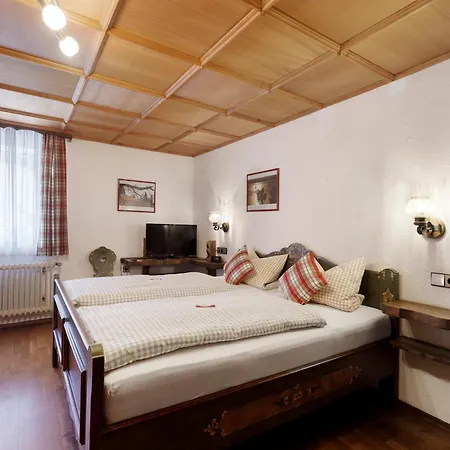Gaestehaus Loewen 3* Шрамберг
