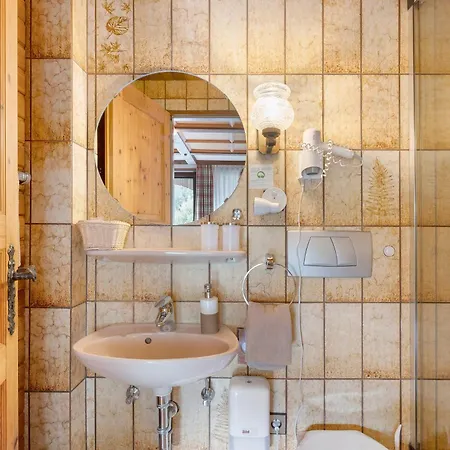Gaestehaus Loewen Гостевой дом