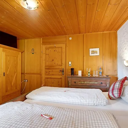 Gaestehaus Loewen Гостевой дом Шрамберг