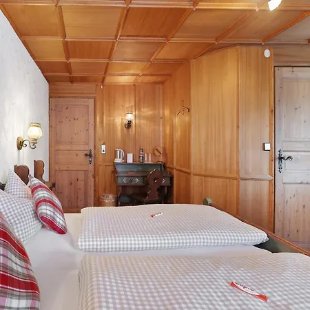 Гостевой дом Gaestehaus Loewen Шрамберг