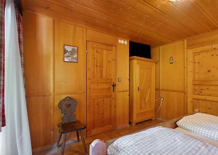 Gaestehaus Loewen بيت ضيافة شرامبرغ