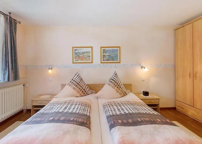 Gaestehaus Loewen 3* شرامبرغ