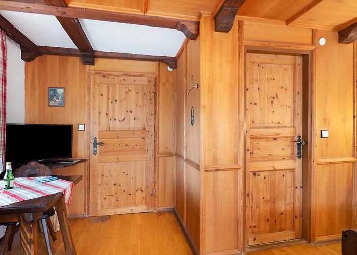 Gaestehaus Loewen بيت ضيافة